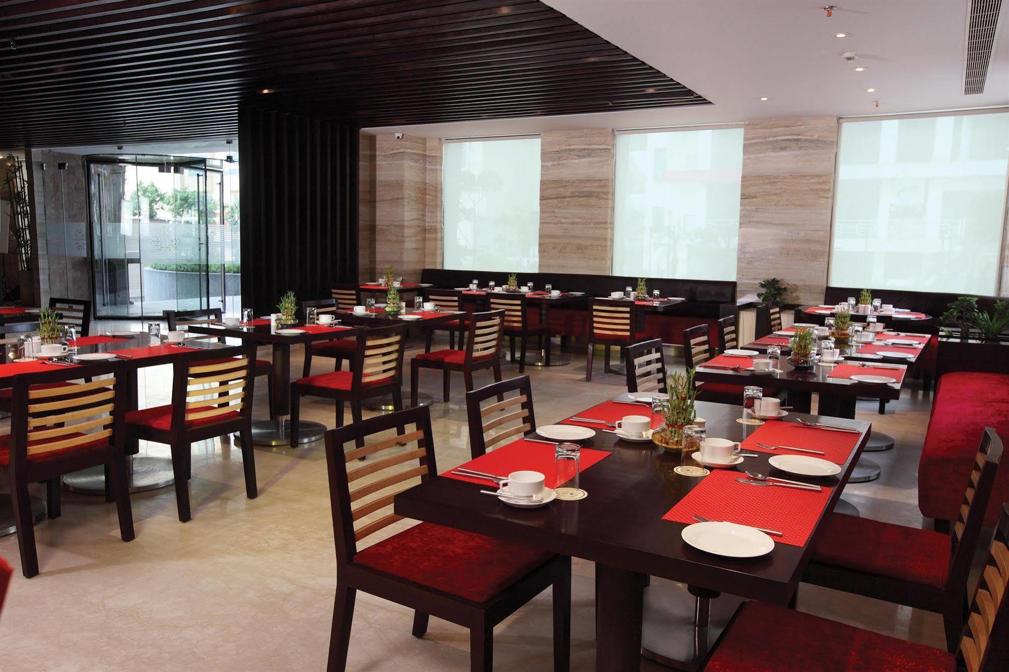 Hotel Vrisa Jaipur Luaran gambar