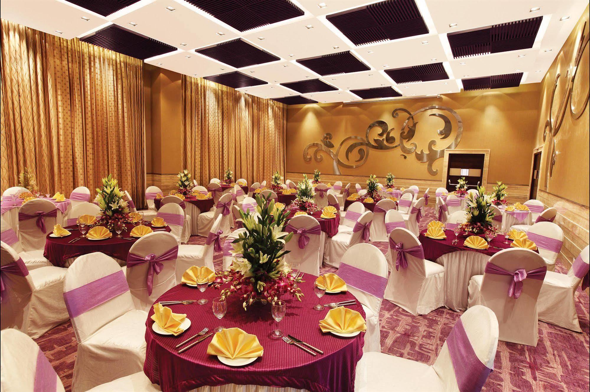 Hotel Vrisa Jaipur Luaran gambar